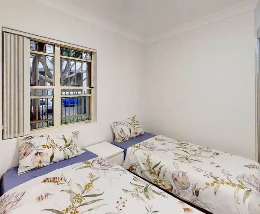 $300, Flatshare, 3 bathrooms, Chippendale NSW 2008