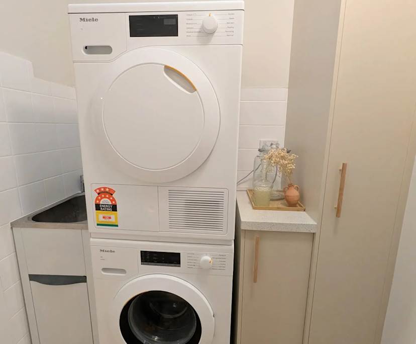 $220, Flatshare, 2 bathrooms, Glenroy VIC 3046