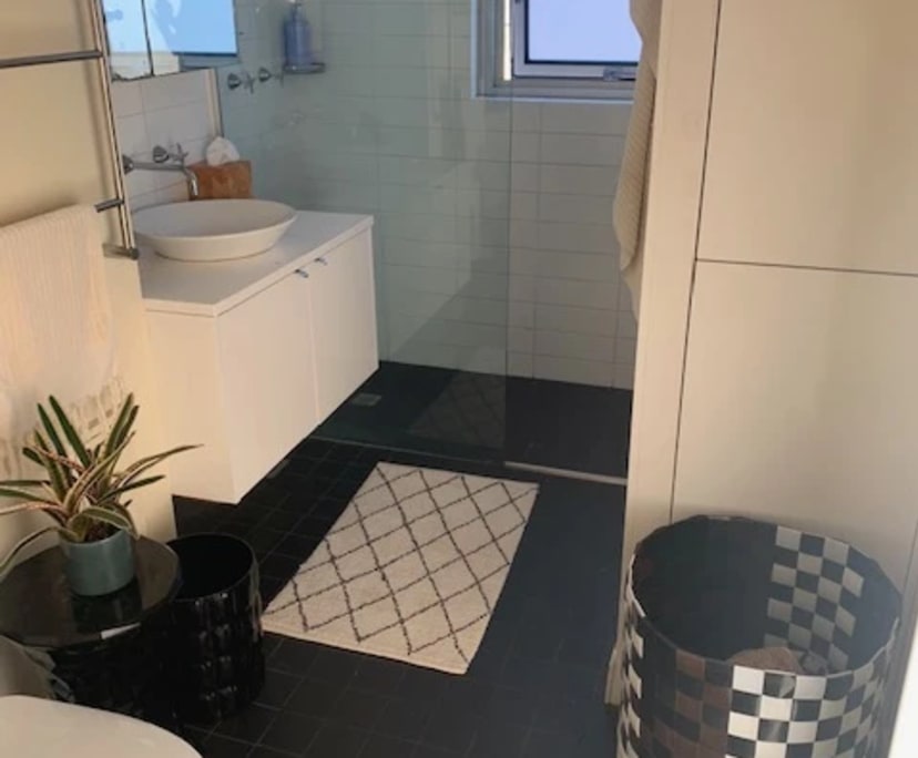 $800, Flatshare, 2 bathrooms, Woollahra NSW 2025