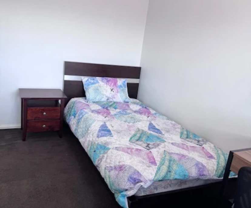 $325-350, Student-accommodation, 2 rooms, Oakleigh East VIC 3166, Oakleigh East VIC 3166