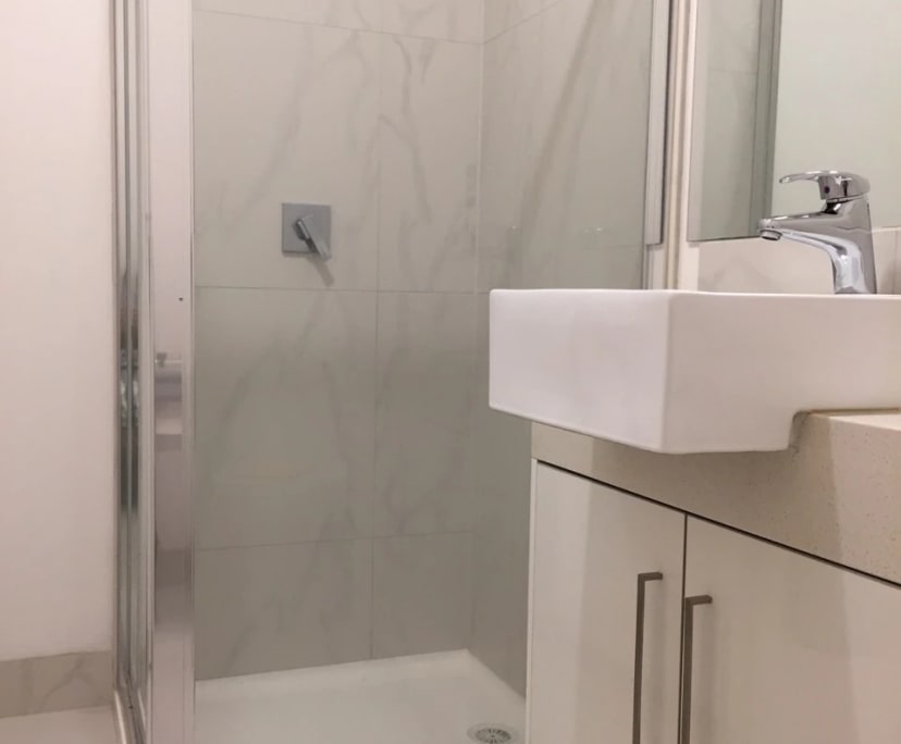 $250, Flatshare, 2 bathrooms, Deer Park VIC 3023