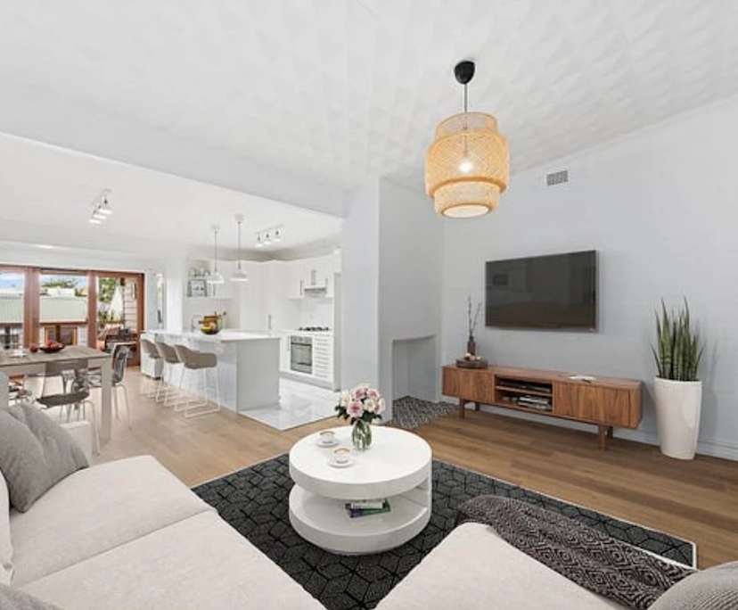 Unfurnished room in a share house
