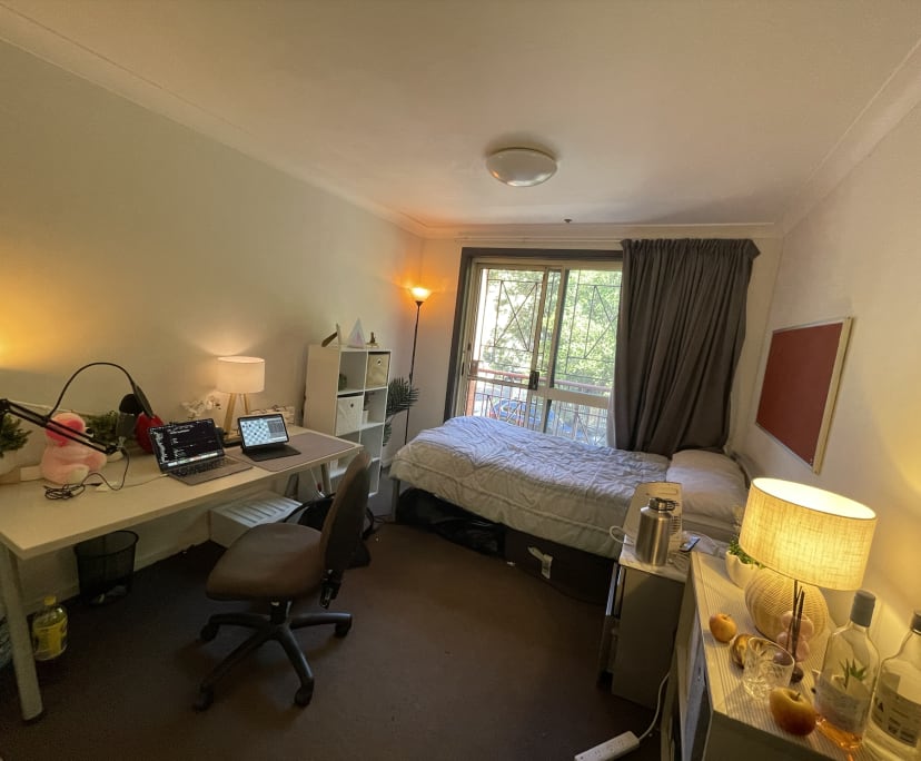 Student for Rent in Darlington, Sydney...