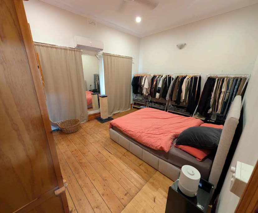 Furnished room with own bathroom