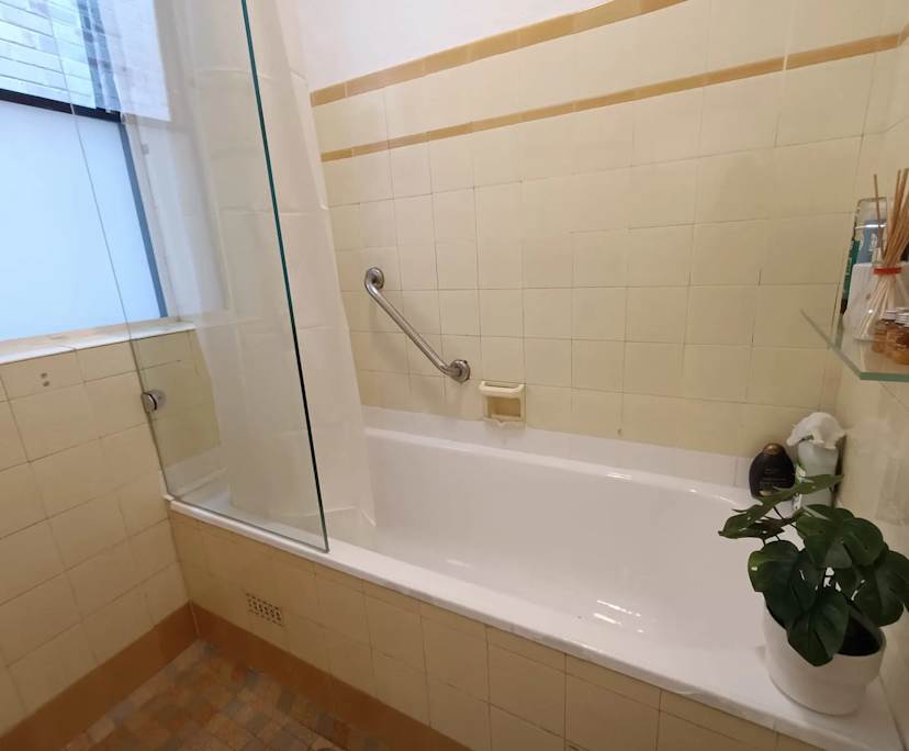 $380, Share-house, 6 bathrooms, Surry Hills NSW 2010