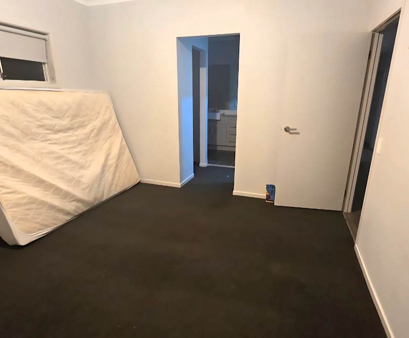 $350, Share-house, 4 bathrooms, Tullimbar NSW 2527