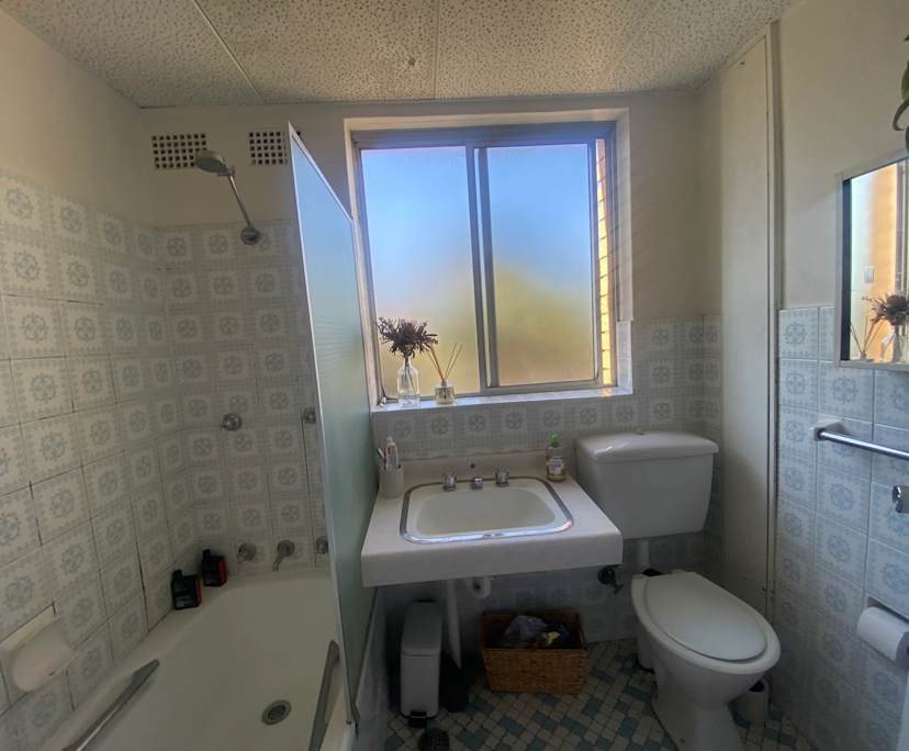 $700, 1-bed, 1 bathroom, Randwick NSW 2031