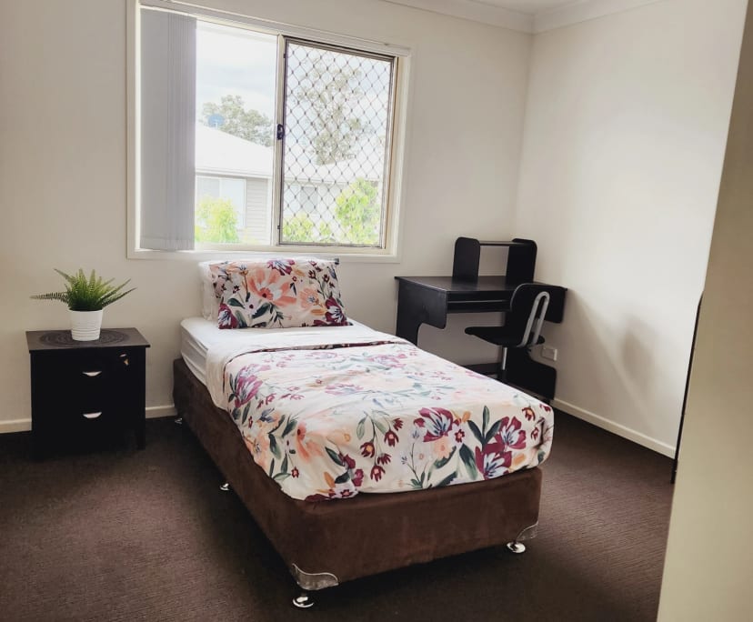 $280, Share-house, 3 bathrooms, Doolandella QLD 4077