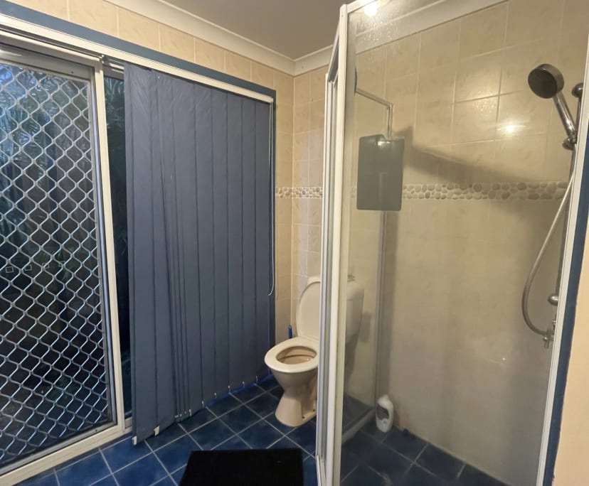 $300, Student-accommodation, 4 bathrooms, Robina QLD 4226