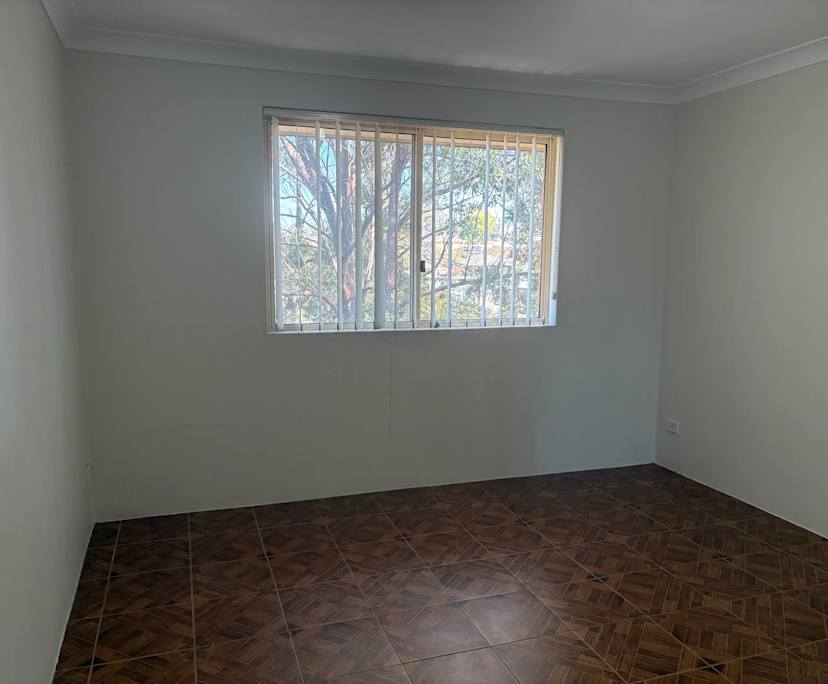 Unfurnished room in a share house