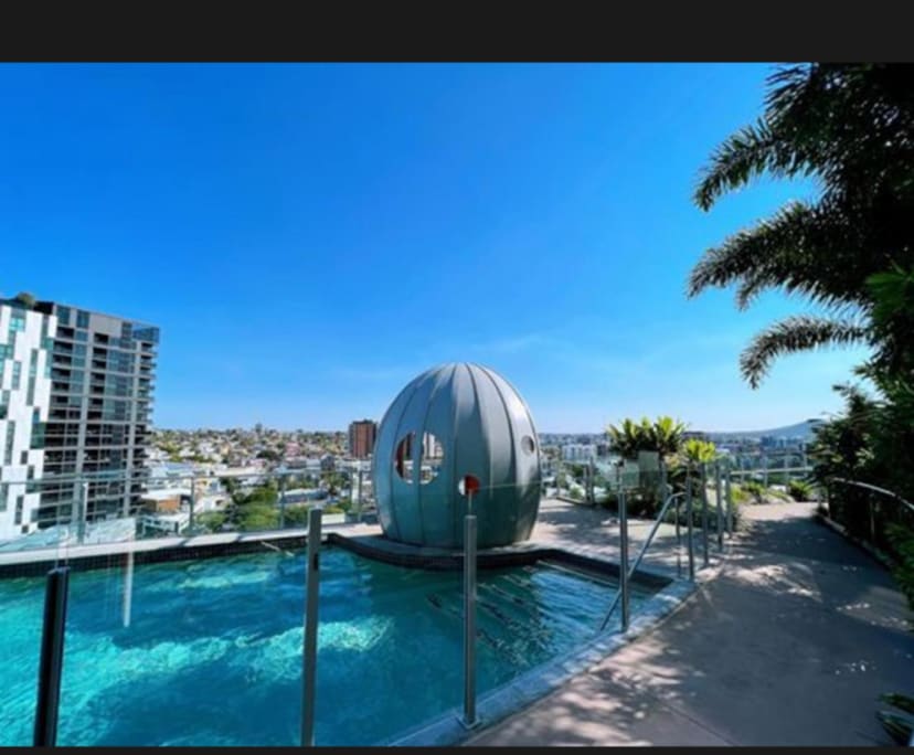 $425, Flatshare, 2 bathrooms, South Brisbane QLD 4101