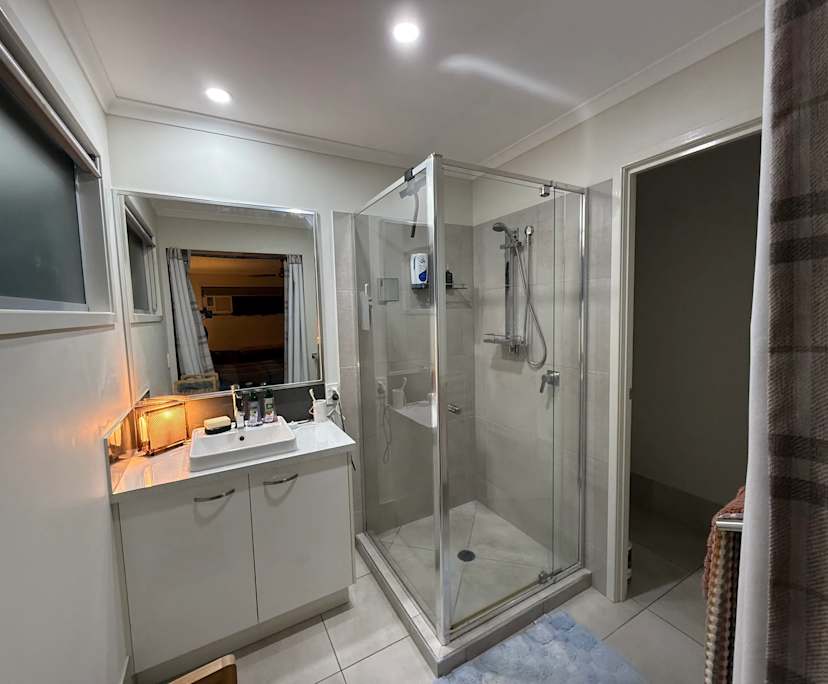 $450, Share-house, 4 bathrooms, Birtinya QLD 4575