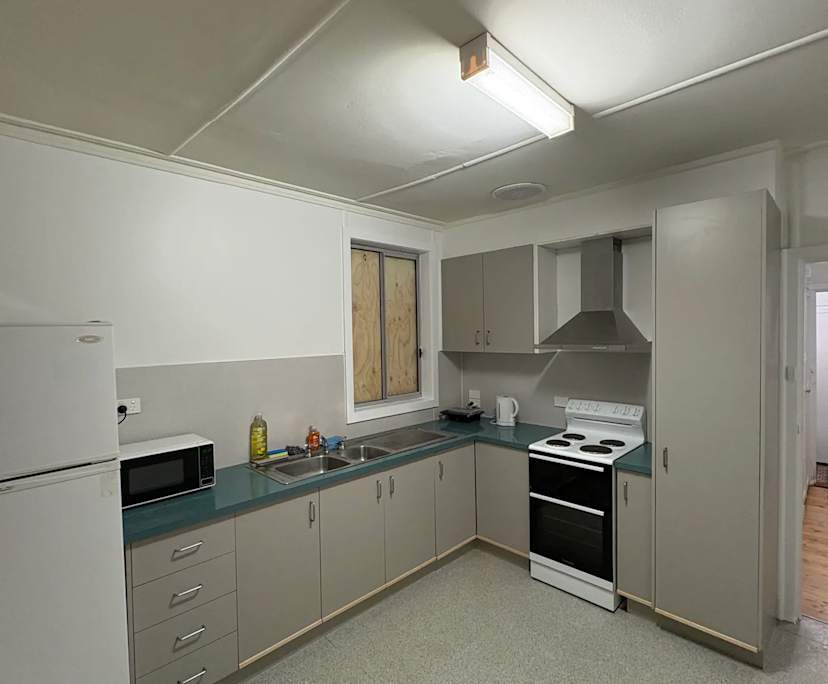 $170, Share-house, 3 bathrooms, Norlane VIC 3214