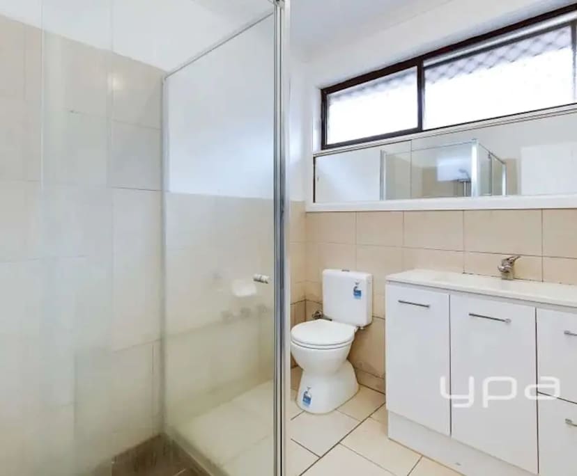 $235, Share-house, 4 bathrooms, Lalor VIC 3075