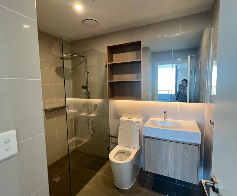 Furnished room with own bathroom