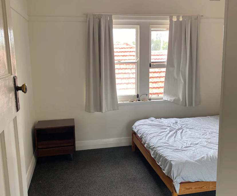 $240, Flatshare, 2 bathrooms, Cooks Hill NSW 2300