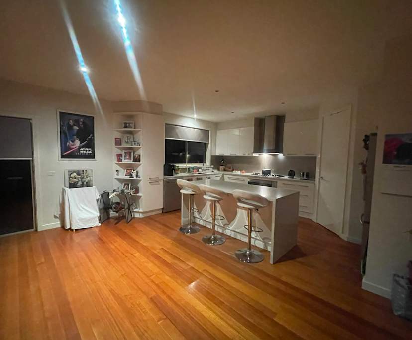 $250, Student-accommodation, 1 bathroom, Saint Albans VIC 3021