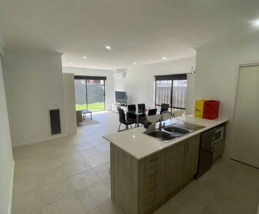 $195, Share-house, 5 bathrooms, Truganina VIC 3029