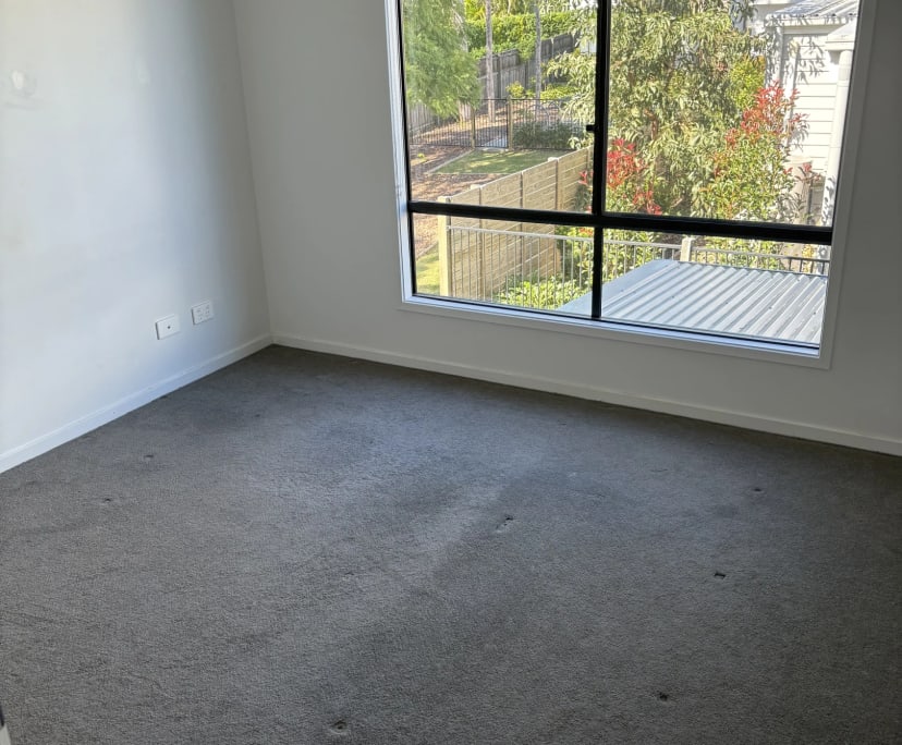 propertyImage