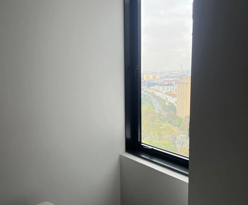 $350, Flatshare, 2 bathrooms, Flemington VIC 3031