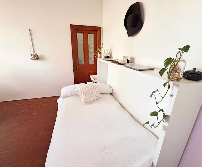 Furnished room studio flat for rent