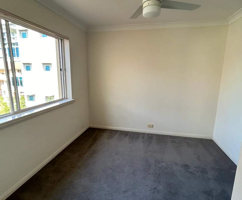 $300, Flatshare, 2 bathrooms, Toowong QLD 4066