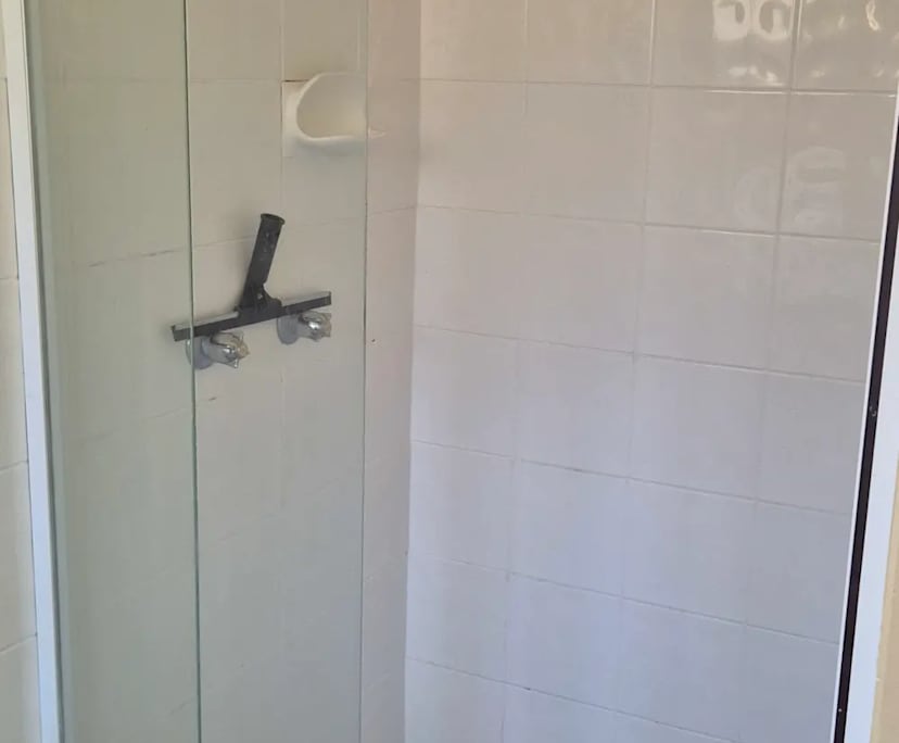 $350, Share-house, 4 bathrooms, Varsity Lakes QLD 4227