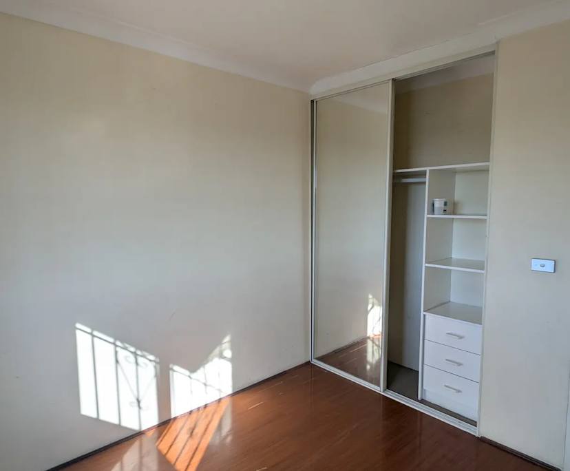 Unfurnished room in a flatshare