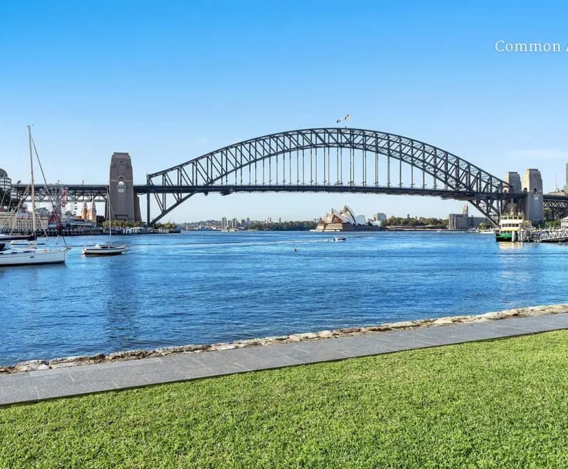 $450, Flatshare, 2 bathrooms, McMahons Point NSW 2060