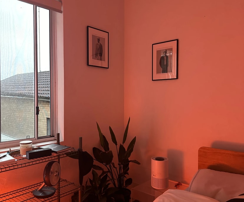 Furnished room in a flatshare
