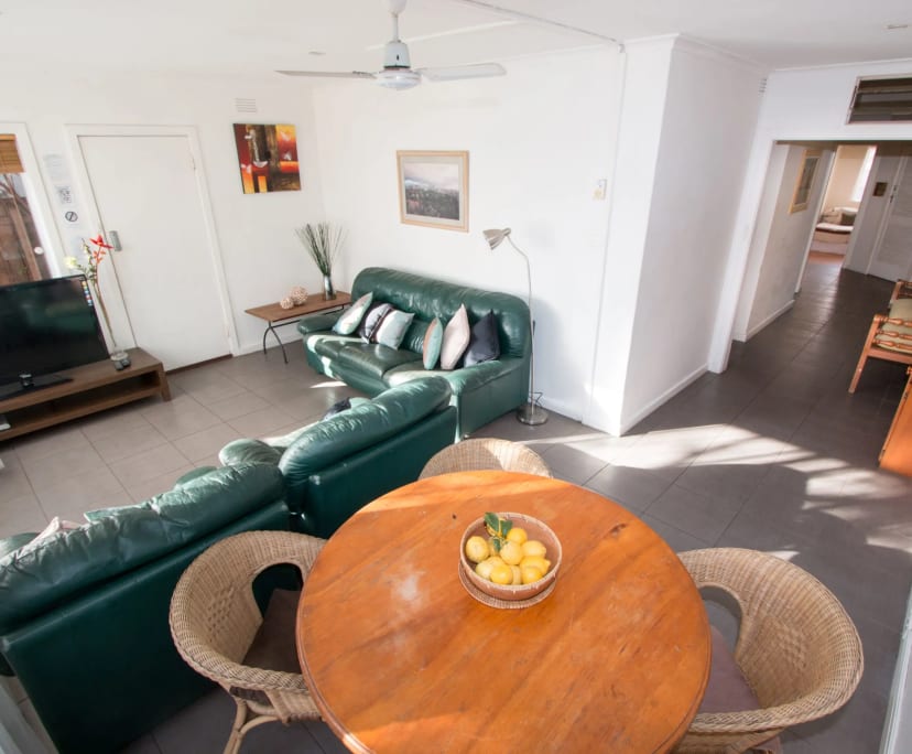 $1,000, Whole-property, 3 bathrooms, St Kilda VIC 3182