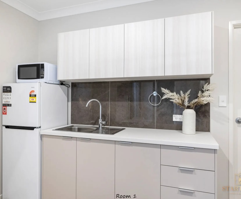 $440, Granny-flat, 1 bathroom, Durack QLD 4077