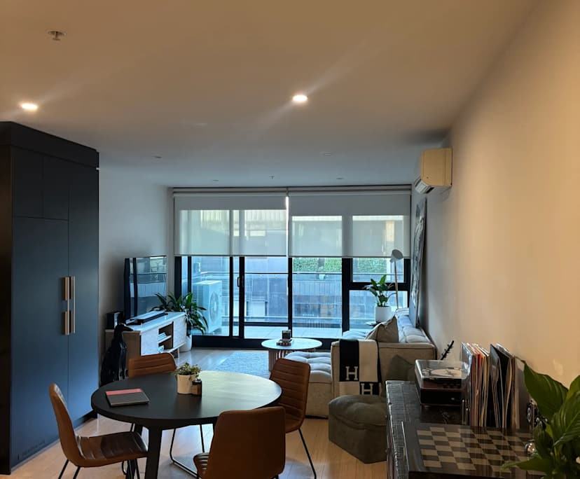 Unfurnished room with own bathroom