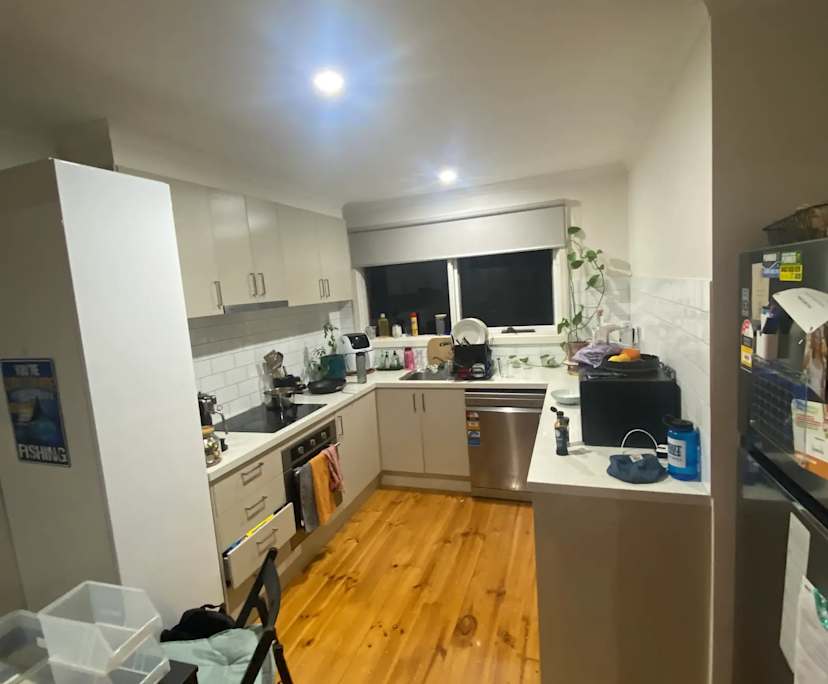 Room in a share house