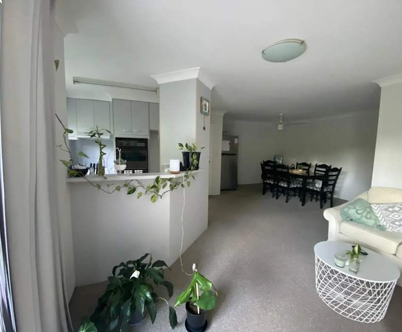 $340, Flatshare, 3 bathrooms, Burleigh Heads QLD 4220