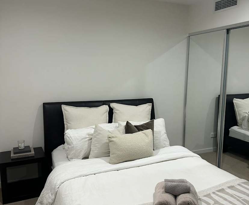 Unfurnished room with own bathroom