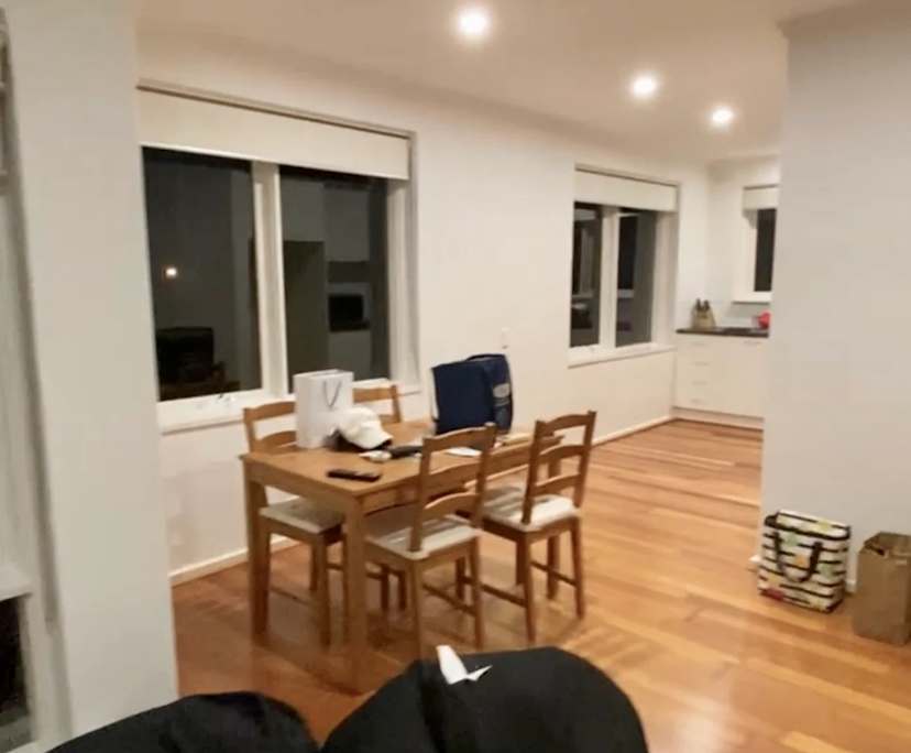 Unfurnished room in a flatshare