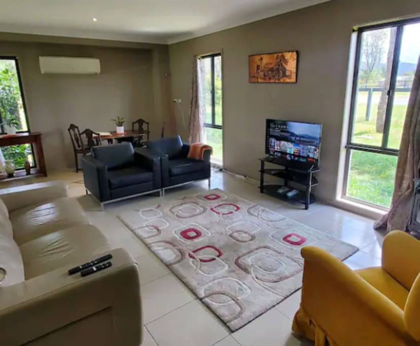 Furnished room with own bathroom