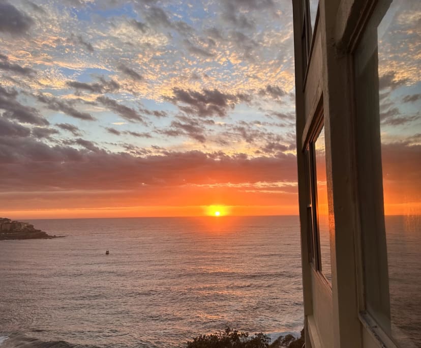 Unfurnished room in a flatshare