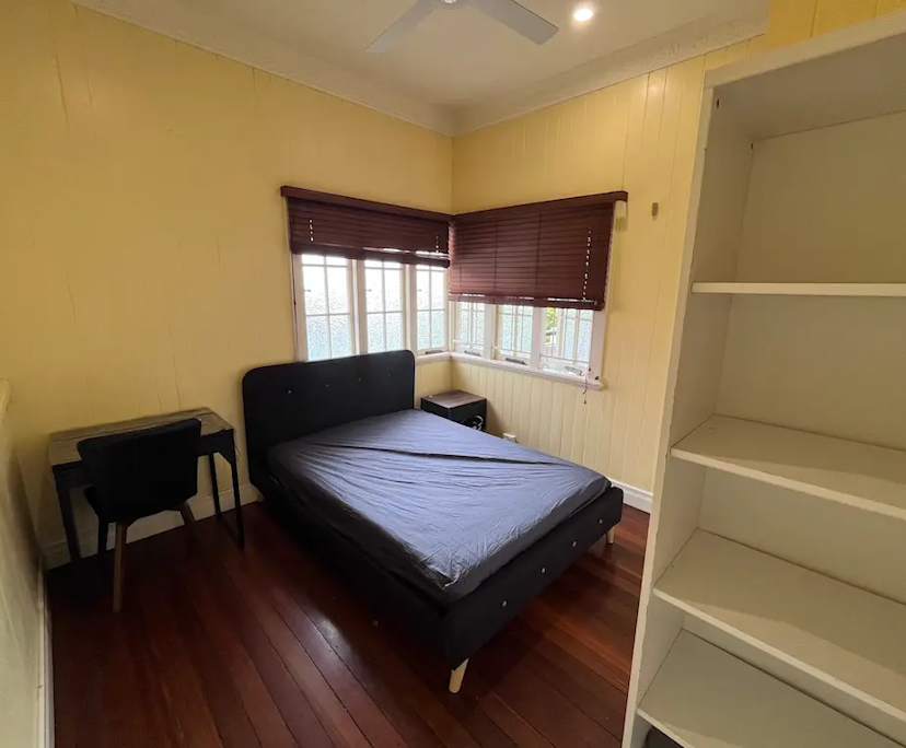 $330-360, Share-house, 2 rooms, Camp Hill QLD 4152, Camp Hill QLD 4152