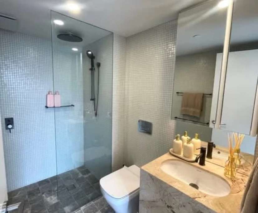 $840, Flatshare, 3 bathrooms, Potts Point NSW 2011