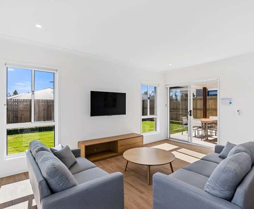 $310, Share-house, 3 bathrooms, Redbank Plains QLD 4301