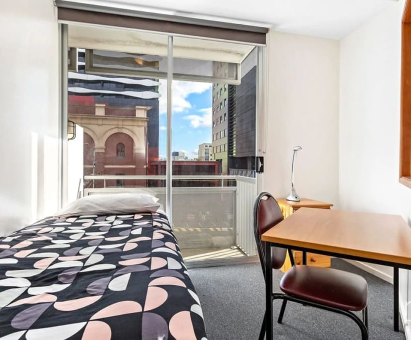 Whole property with 2 rooms for rent
