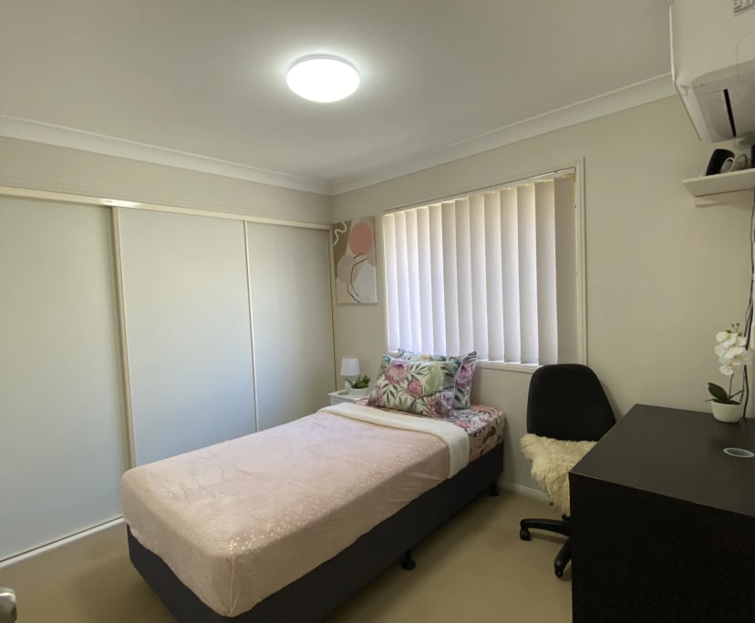 $250, Share-house, 4 bathrooms, Wynnum QLD 4178