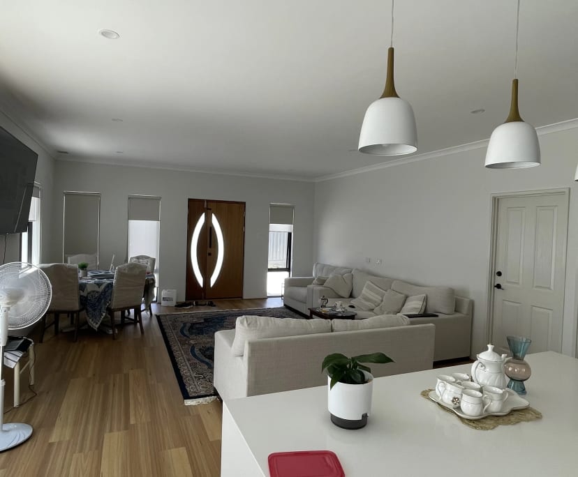 $370, Share-house, 3 bathrooms, Westminster WA 6061