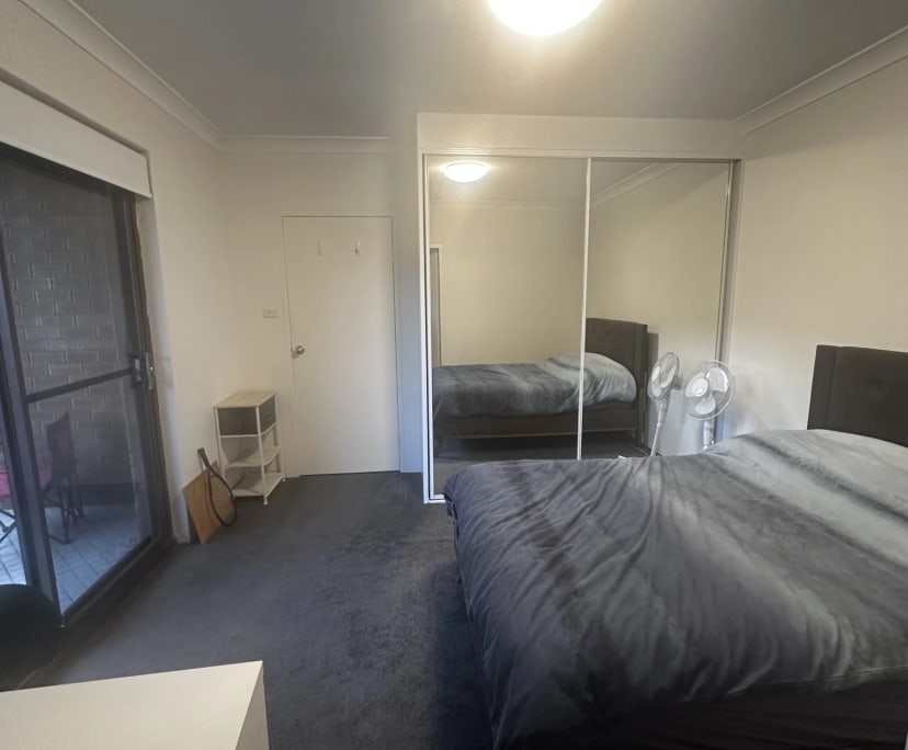 Furnished room with ensuite in a flatshare