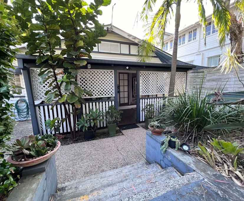propertyImage