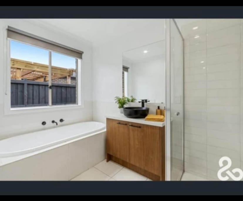$200, Share-house, 4 bathrooms, Doreen VIC 3754