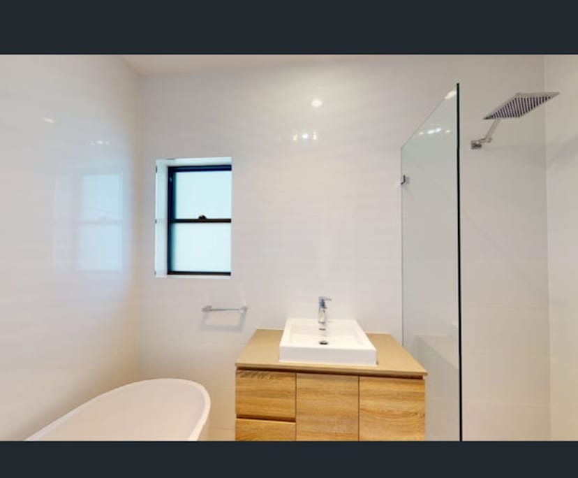 Unfurnished room with own bathroom