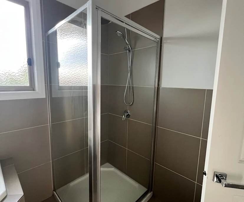 $250, Share-house, 3 bathrooms, Roxburgh Park VIC 3064